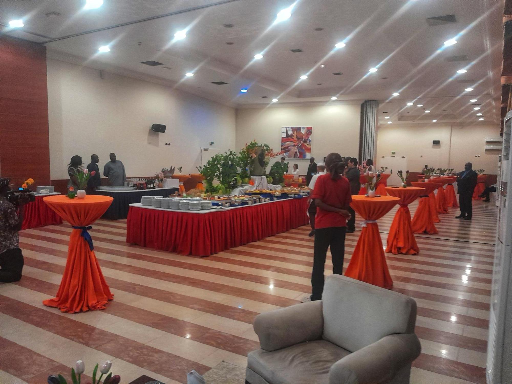 L'Amitie Hotel NʼDjamena Exteriör bild