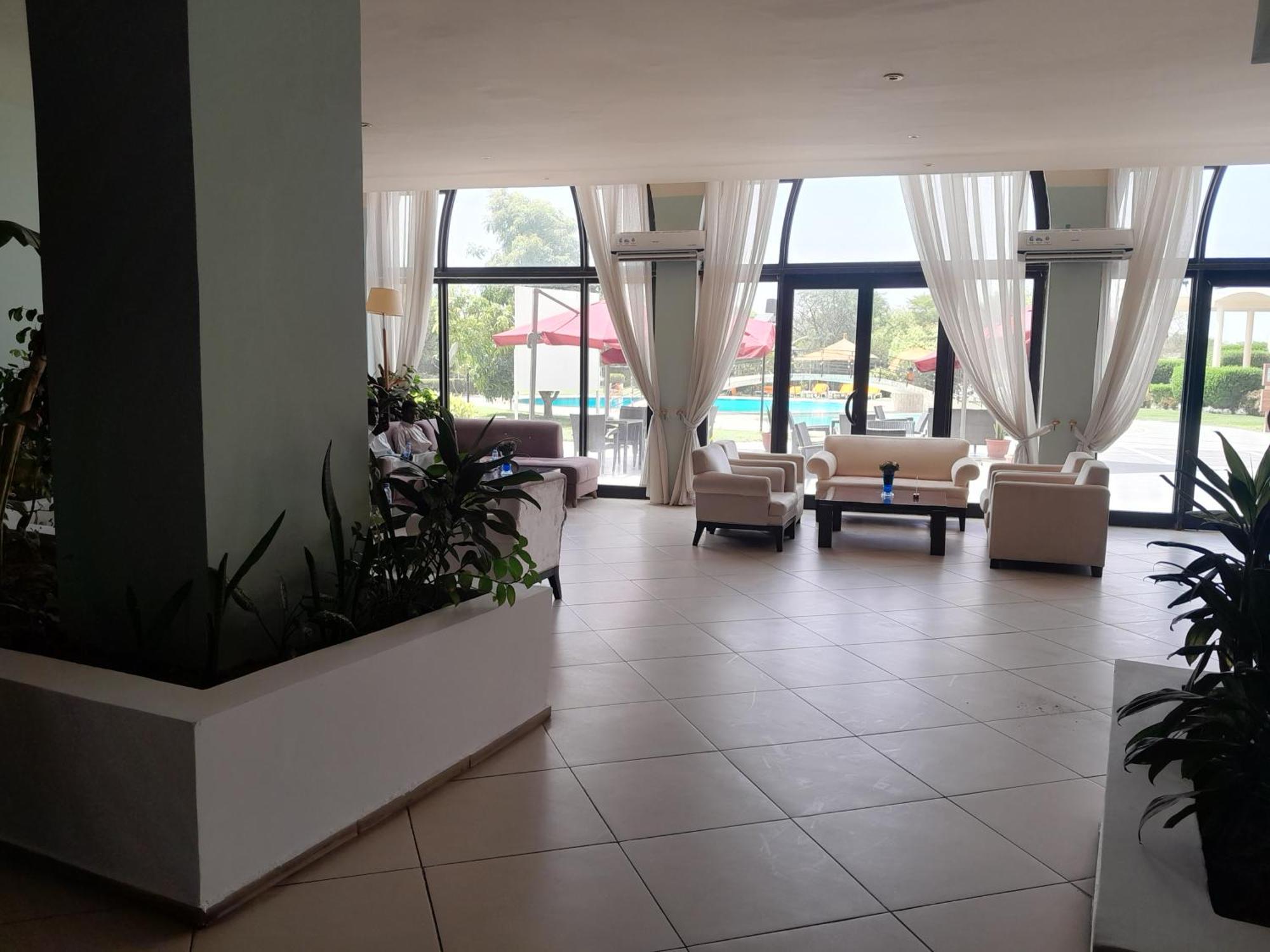 L'Amitie Hotel NʼDjamena Exteriör bild
